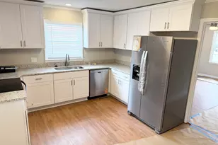 313 Dickson Dr, Marion, SC 29571 - Photo 3