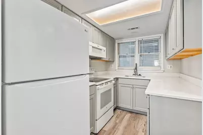 512 N 30th Ave. N #D, Myrtle Beach, SC 29577 - Photo 7