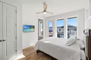 66 E 2nd St, Ocean Isle Beach, NC 28469 - Photo 31