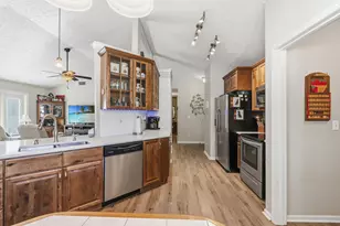 590 Bridgeport Dr, Myrtle Beach, SC 29577 - Photo 5