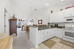 601 Hillside Dr N, North Myrtle Beach, SC 29582 - Photo 3