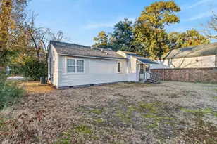 109 Gilland Ave, Kingstree, SC 29556 - Photo 9