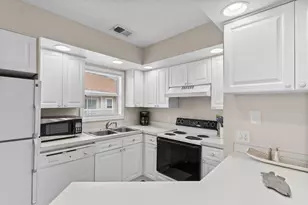 300 Shorehaven Dr, North Myrtle Beach, SC 29582 - Photo 5