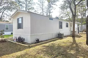 491 Clubhouse Rd, Garden City, SC 29576 - Photo 5