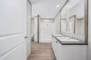 501 N Green Sea Rd, Loris, SC 29569 - Photo 5