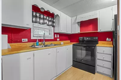 2975 Montgomery Trail, Garden City, SC 29576 - Photo 11