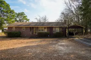 913 Timmerman Dr, Hartsville, SC 29550 - Photo 1