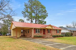 902 Rosewood St, Mullins, SC 29574 - Photo 1