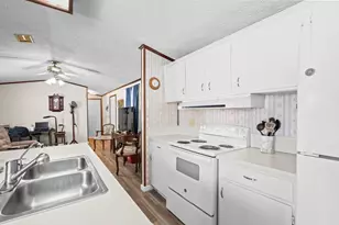 31 Burr Cir, Murrells Inlet, SC 29576 - Photo 19