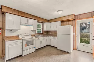 306 W James St, Mullins, SC 29574 - Photo 31