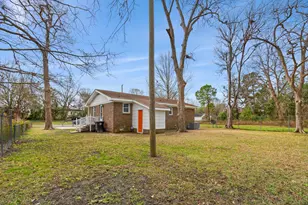 306 W James St, Mullins, SC 29574 - Photo 19