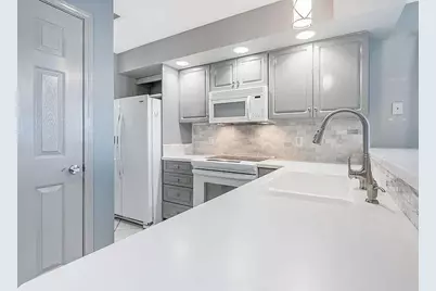 4409 Eastport Blvd. #E7, Little River, SC 29566 - Photo 9