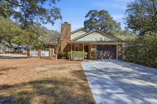 879 Kittiwake Ln, Garden City, SC 29576 - Photo 23