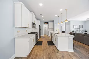 201 Splendor Cir, Murrells Inlet, SC 29576 - Photo 3