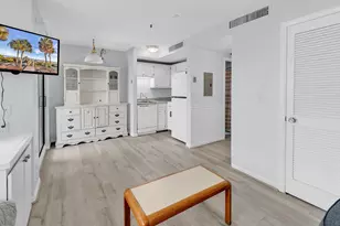 5905 S Kings Hwy, Myrtle Beach, SC 29575 - Photo 9