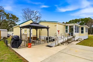 462 Oak Ave, Garden City, SC 29576 - Photo 1