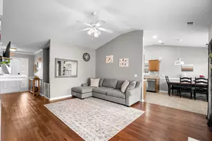 325 Vesta Dr, Myrtle Beach, SC 29579 - Photo 9