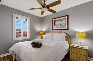 215 Atlantic Ave, Garden City, SC 29576 - Photo 9