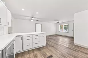 2806 Nursery Rd, Conway, SC 29526 - Photo 9