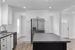 2016 Pint Cir, Longs, SC 29568 - Photo 5