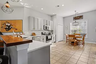 728 Camden Cir, Pawleys Island, SC 29585 - Photo 7