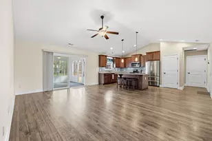 307 Purdue Ct, Galivants Ferry, SC 29544 - Photo 7