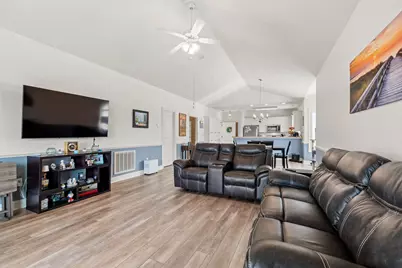 4837 Luster Leaf Circle #401, Myrtle Beach, SC 29577 - Photo 9