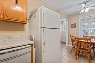 210 25th Ave S, Myrtle Beach, SC 29577 - Photo 7