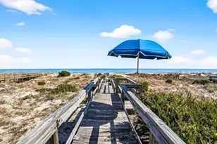 580 Parker Dr, Pawleys Island, SC 29585 - Photo 3