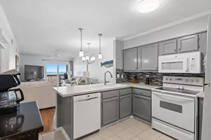 613 S Ocean Blvd, North Myrtle Beach, SC 29582 - Photo 5