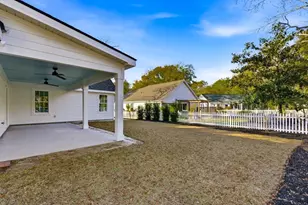 81 Safe Harbor Ave, Pawleys Island, SC 29585 - Photo 25