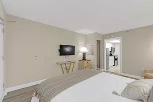 201 S Ocean Blvd, Myrtle Beach, SC 29577 - Photo 9