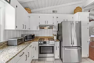 805 Parker Dr, Pawleys Island, SC 29585 - Photo 15