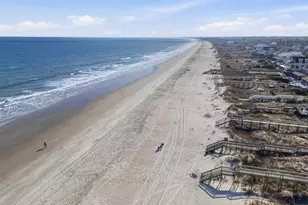 805 Parker Dr, Pawleys Island, SC 29585 - Photo 51