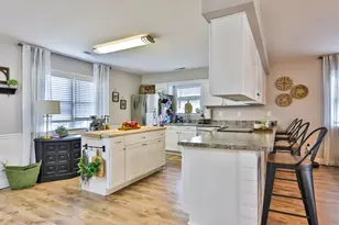4592 Lomax Ct, Murrells Inlet, SC 29576 - Photo 9