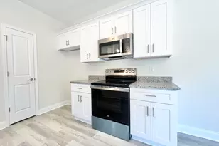 2204 Norwood Dr, Marion, SC 29571 - Photo 5