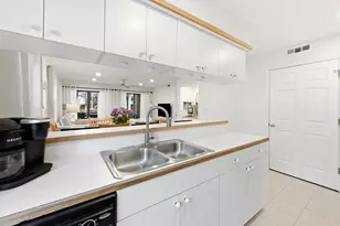 225 Tanglewood Dr, Pawleys Island, SC 29585 - Photo 13