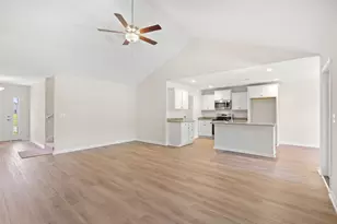 878 Owls Nest Dr, Conway, SC 29527 - Photo 3