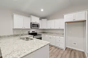 176 Gray Owl Dr, Conway, SC 29527 - Photo 5