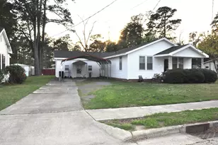910 Sandy Bluff Rd, Mullins, SC 29574 - Photo 5