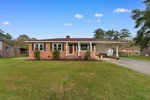 1738 Pickens St, Georgetown, SC 29440 - Photo 1