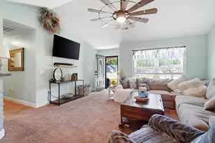 242 Blue Jacket Dr, Galivants Ferry, SC 29544 - Photo 5