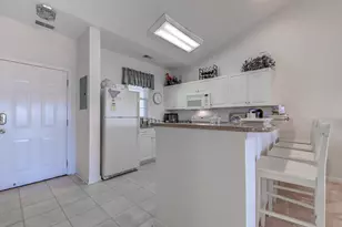 601 Hillside Dr, North Myrtle Beach, SC 29582 - Photo 3