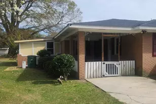 102 N Hazel Ave, Andrews, SC 29510 - Photo 5