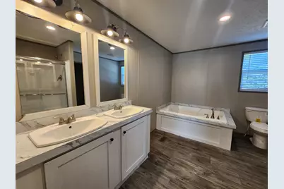 2002 Warren's Loop, Marion, SC 29571 - Photo 9