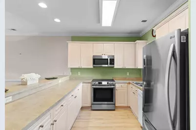 4895 Luster Leaf Circle #303, Myrtle Beach, SC 29577 - Photo 5