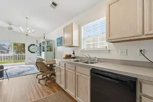 907 Silvercrest Dr, Myrtle Beach, SC 29579 - Photo 11