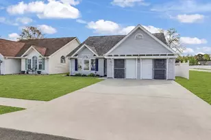 544 Mallard Ln, Surfside Beach, SC 29575 - Photo 1