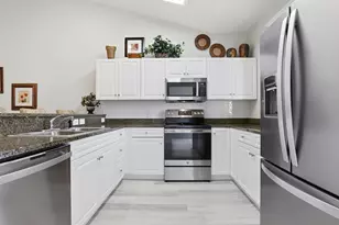 601 Hillside Dr N, North Myrtle Beach, SC 29582 - Photo 3