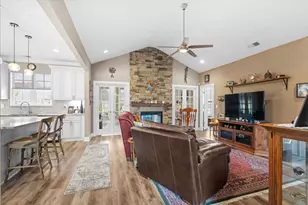 687 Tiger Paw Rd, Loris, SC 29569 - Photo 7
